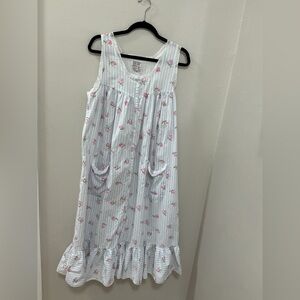Vintage Lindsey Blake Sleeveless Pink Rose-Print Nightgown with Pockets